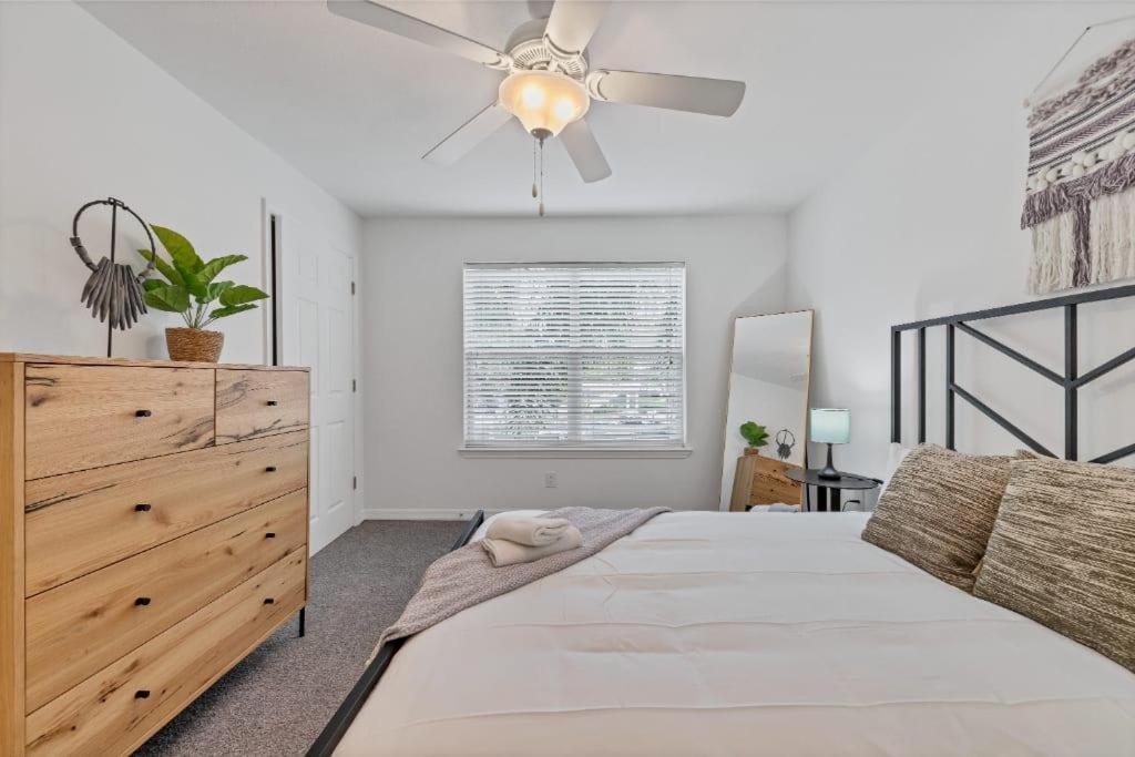 Scenic And Vibrant 1Br With Balcony Gym Pool Apartment Bradenton Luaran gambar